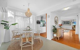 Vincentia Beach Bungalow By Book Jervis Bay - Your Coastal Escape